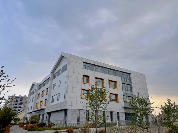 經(jīng)濟開發(fā)區(qū)鄰里中心2號樓.jpg 經(jīng)濟開發(fā)區(qū)鄰里中心2號樓.jpg